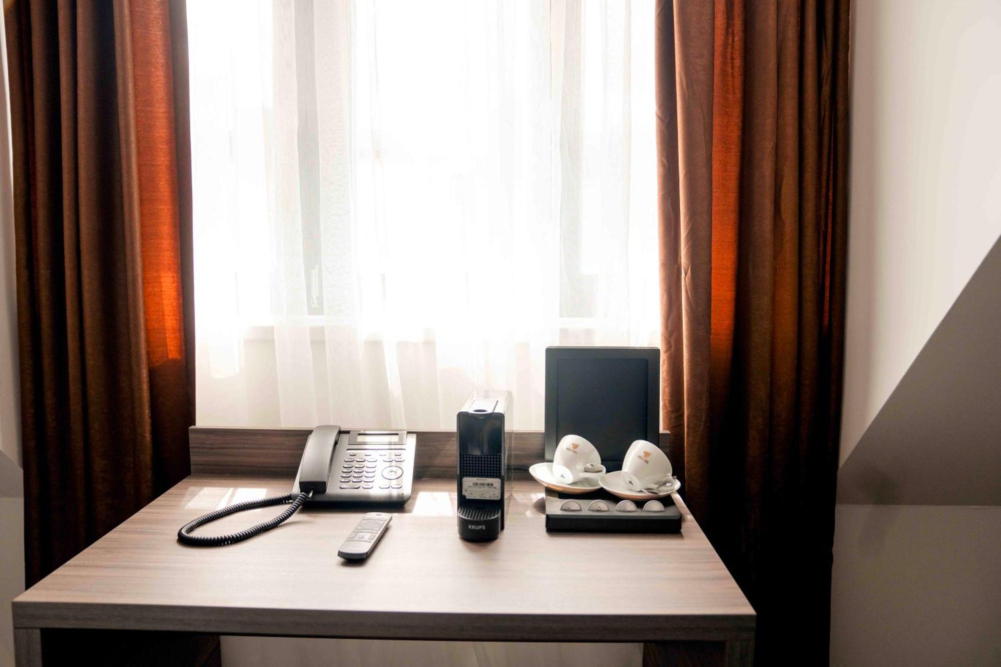 Central Hotel & Lounge Adult Only 고슬라르 외부 사진