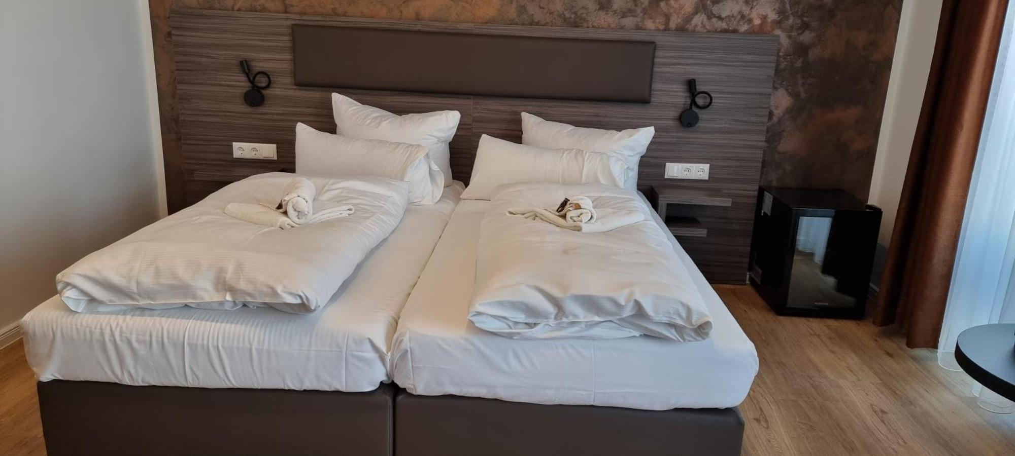 Central Hotel & Lounge Adult Only 고슬라르 외부 사진